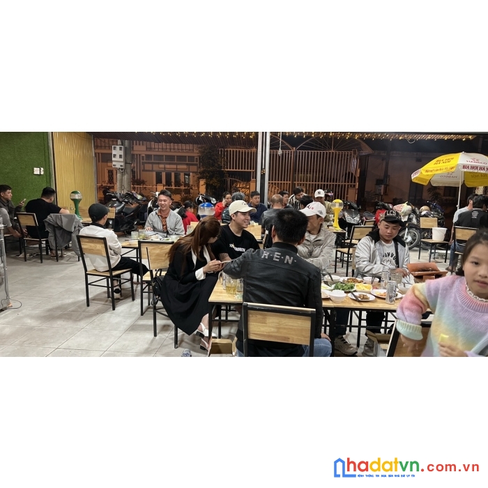 Cần sang quán nhậu ngay trung tâm f2 kqh nguyễn công trứ.