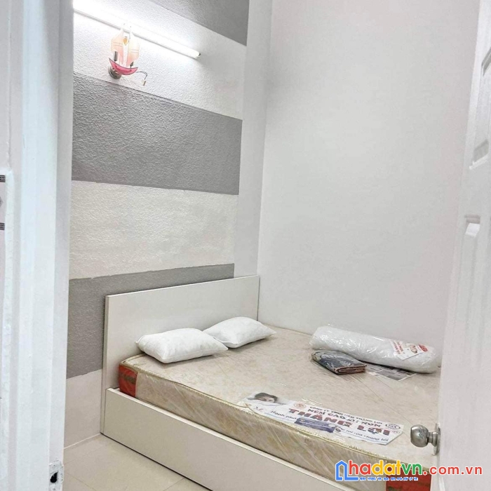 Chỉ còn 6.3 tỷ - đinh bộ lĩnh - hẻm thông thoáng - 63m2 - hợp đồng thuê 12tr/th