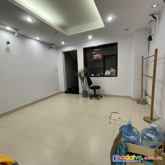 Cần cho thuê mặt bằng vị trí đẹp tại quận 3, tphcm