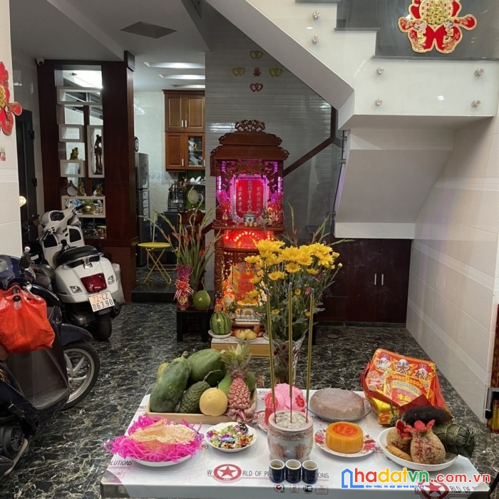 Bán gấp căn góc 2 mtnb đường thái phiên, p8, quận 11