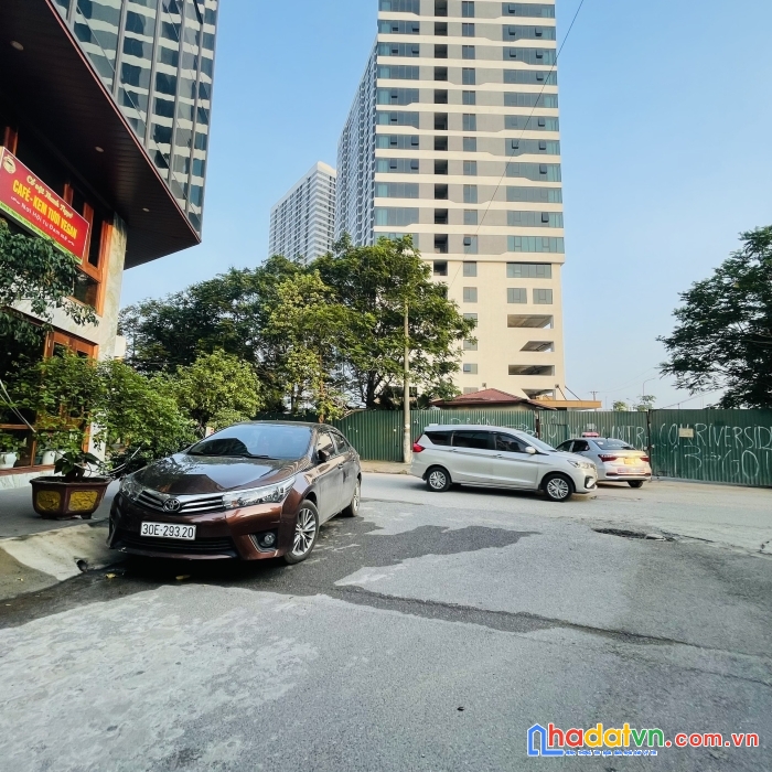 Bán tháo hơn 60m vĩnh ngọc-đông anh giá bèo. mt 5m có vỉa hè