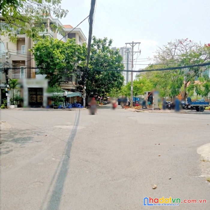 Cho thuê mặt bằng đường nội bộ  cao lỗ p4q8 - giá : 13 triệu / tháng