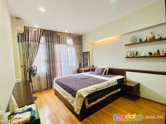 Bán nhà phân lô ô tô, trung kính, cầu giấy, nhà mới ỏ ngay, 58mx 5 tầng, 12.5 tỷ