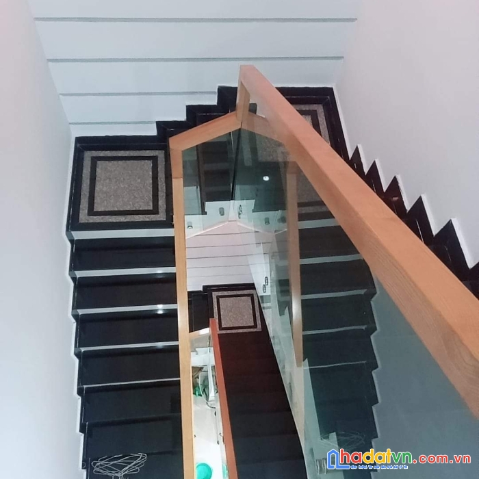 Ngộp bán nhà lý thường kiệt -q10 - 4 tấm- hxh 8m