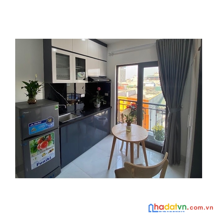 Bán ccmn đường láng kd thang máy 55m 7tg mt 3,9m chỉ 12 tỷ
