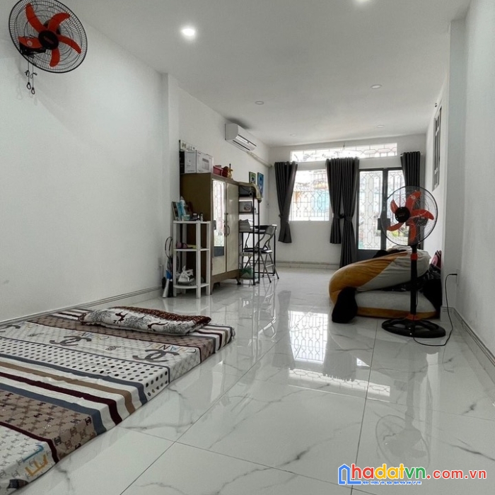 Ban nhà bui huu nghia bình thạnh 35m 4 tang 4 tỷ,x