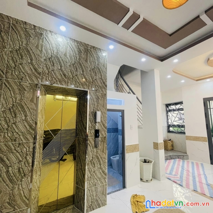Nhà đẹp phú nhuận 60m2 - 7 phòng khép kín - hxh 7 chỗ vào nhà ngủ - chỉ 10.9 tỷ