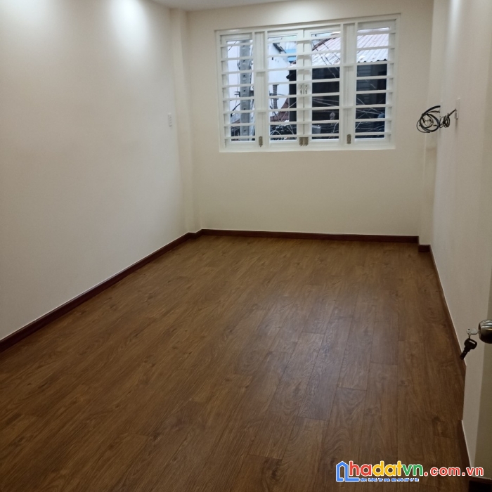 Cần tiền bán gấp nhà phó cơ điều, p.6, quận 11