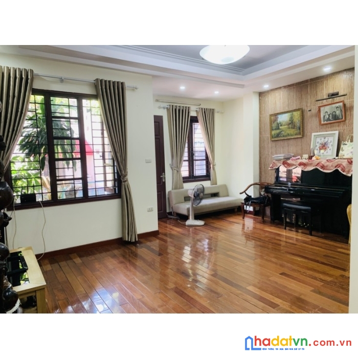 Ngõ thông 1 nhà ra phố nguyễn lương bằng, đống đa, 40m2 x 5 tầng, 5,7 tỷ lh 0966037496