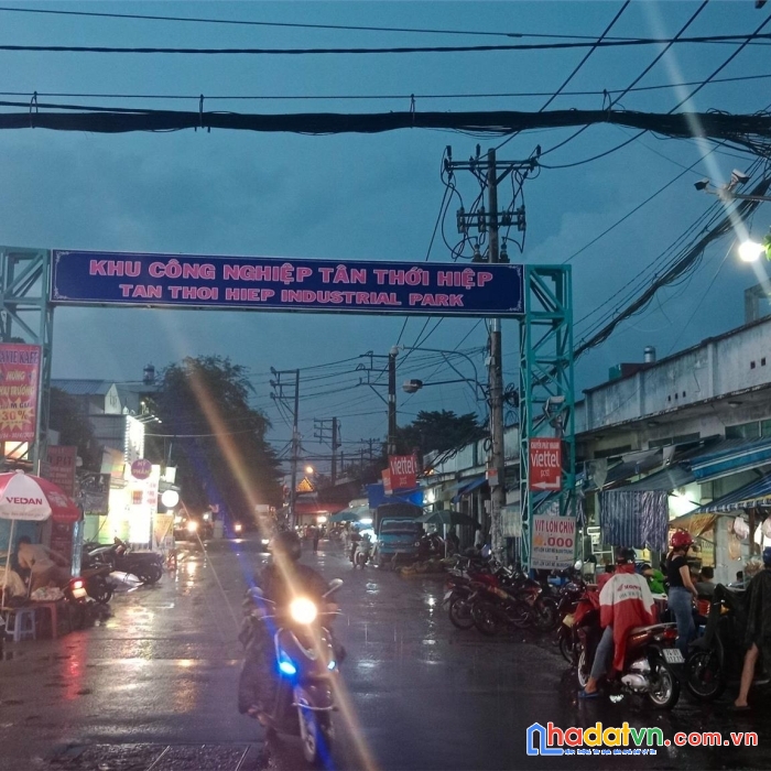 Cần cho thuê nhanh mặt bằng vị trí đẹp tại quận 12, tphcm