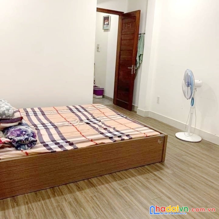 Nhà bán 3 tầng hẻm 11 phạm thế hiển p1q8 - giá : 4 tỷ 450 triệu