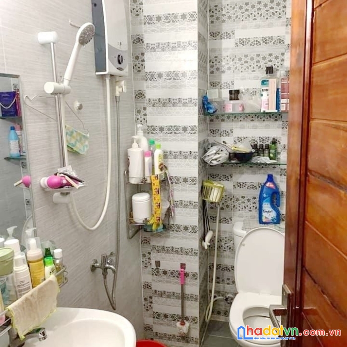 Nhà bán 3 tầng hẻm 11 phạm thế hiển p1q8 - giá : 4 tỷ 450 triệu