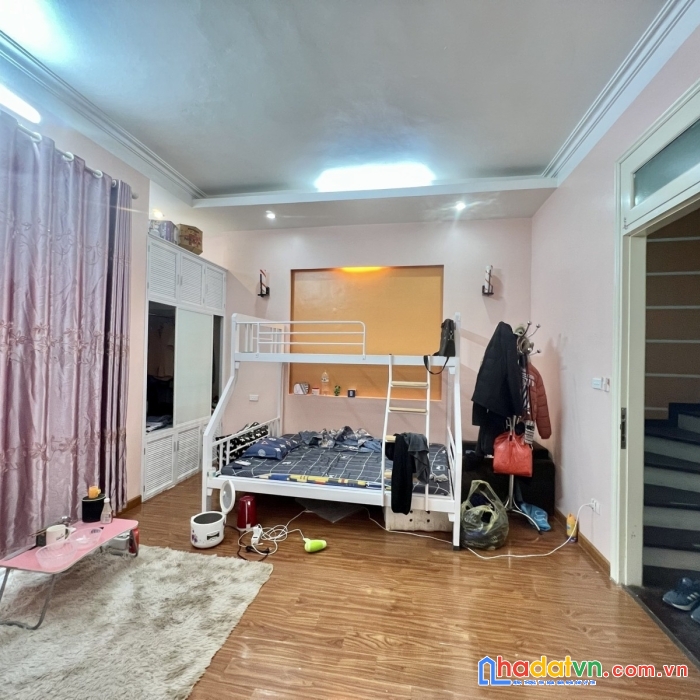 Phạm văn đồng ô tô kd 40m 4t mt 5.2m giá chỉ 8.7 tỷ