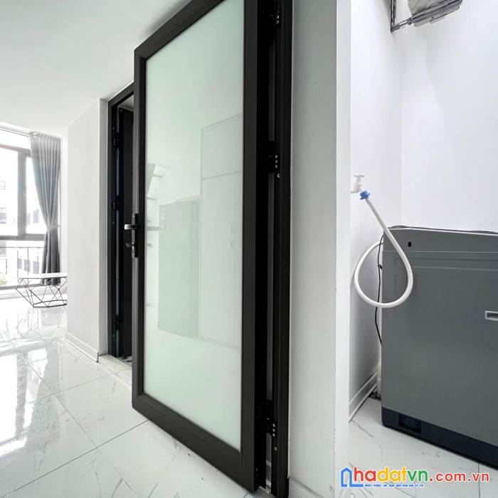 Bán nhà vương thừa vũ 123m x 7ầng, mt: 5m, sổ đỏ nở hậu