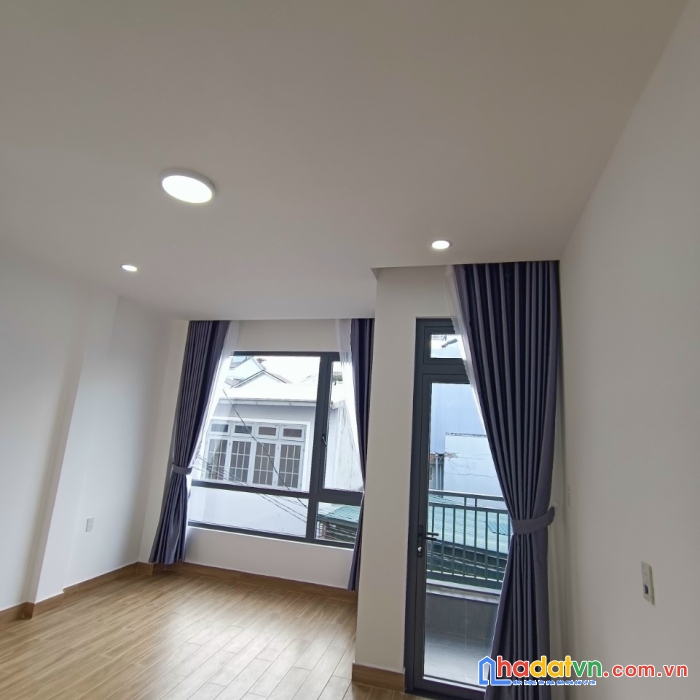 Cần bán gấp nhà đẹp mới xây đường ngô quyền, đà lạt giá 5.7 tỷ