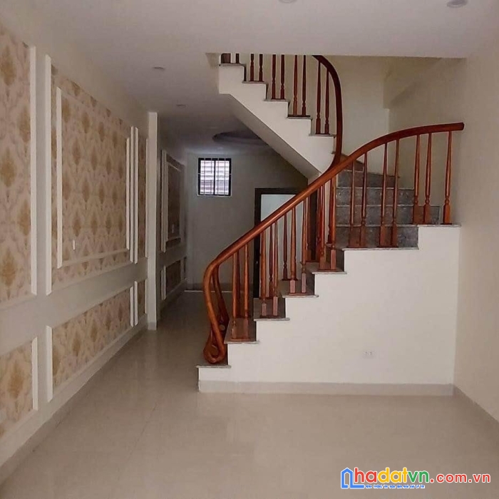 Bán nhà phố hoàng văn thái, thanh xuân 36m, 2 tầng. giá: 4.35 tỷ