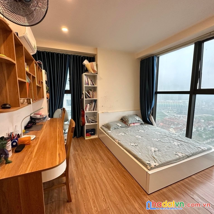 Bán căn hộ 3 phòng ngủ chung cư gemek 2 full nội thất 89m2 sổ hồng lâu dài