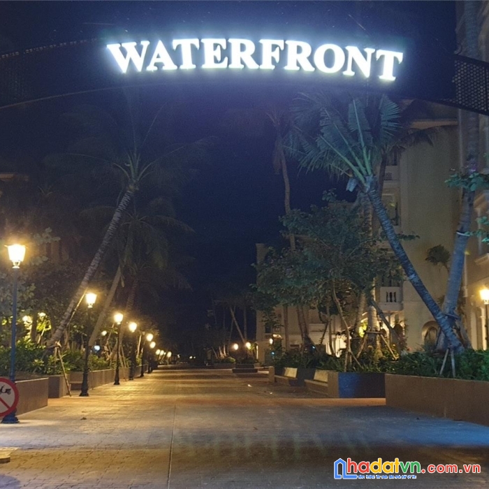 Chính chủ bán nhanh shophouse khu chợ đêm dự án waterfront luxury hotel