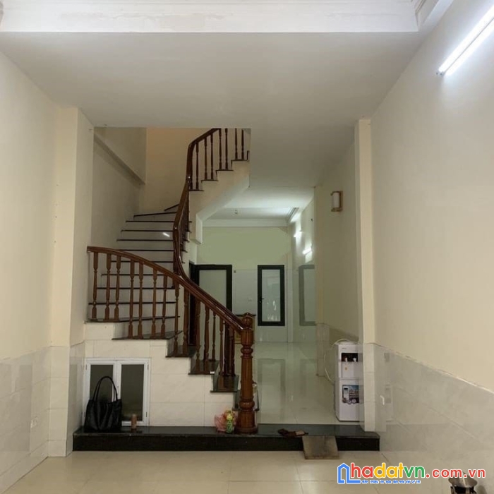 Cho thuê nhà mỗ lao thanh bình 60m 4 tầng - vừa ở vừa làm văn phòng - ô tô - giá 18tr