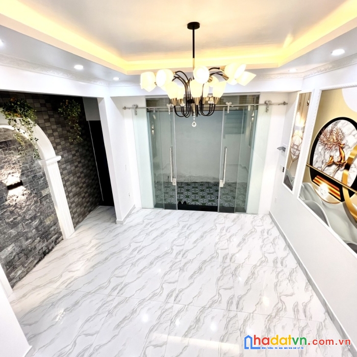 3.nhà đẹp thiên lôi oto đỗ cổng 3 tầng xây mới siêu đẹp