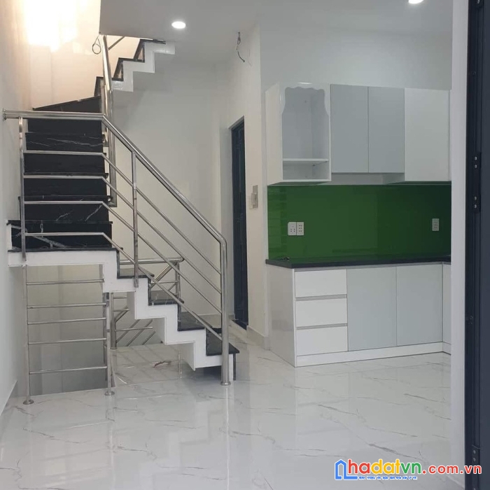 Bán nhà nguyễn lâm p3 bình thạnh 28m 3 tầng 2,55 tỷ