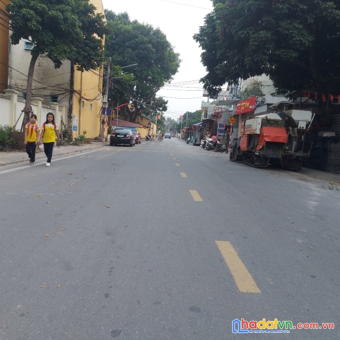 Cực hiếm có lô 60m2, nguyên khê đông anh, đường 4m thông. đối diện trường lê hữu tựu.