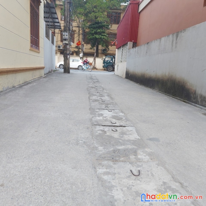 Cực hiếm có lô 60m2, nguyên khê đông anh, đường 4m thông. đối diện trường lê hữu tựu.