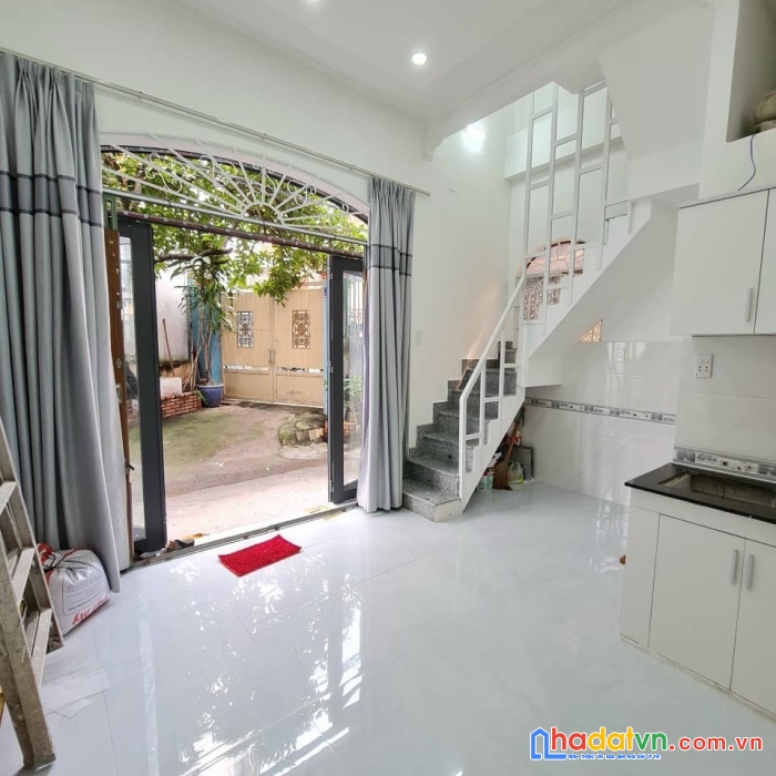 Ngay chợ cây quéo phú nhuận - xe hơi ngủ trước nhà ngày - đang cho thuê 9tr/tháng - giá chỉ 4.1 tỷ