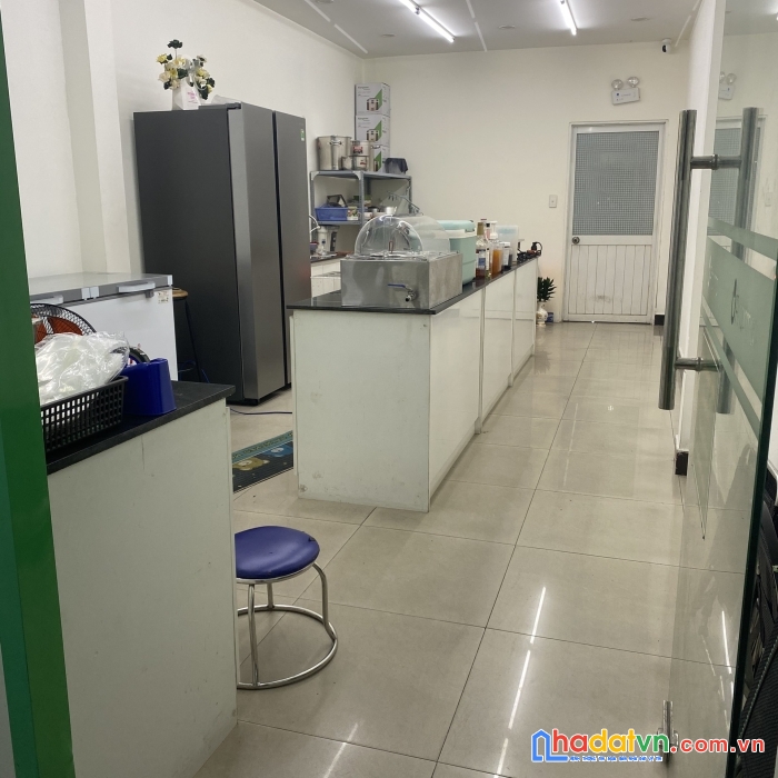 Cần sang nhượng mặt bằng tại 1004a kha vạn cân, linh chiểu, thủ đức, tp hồ chí minh