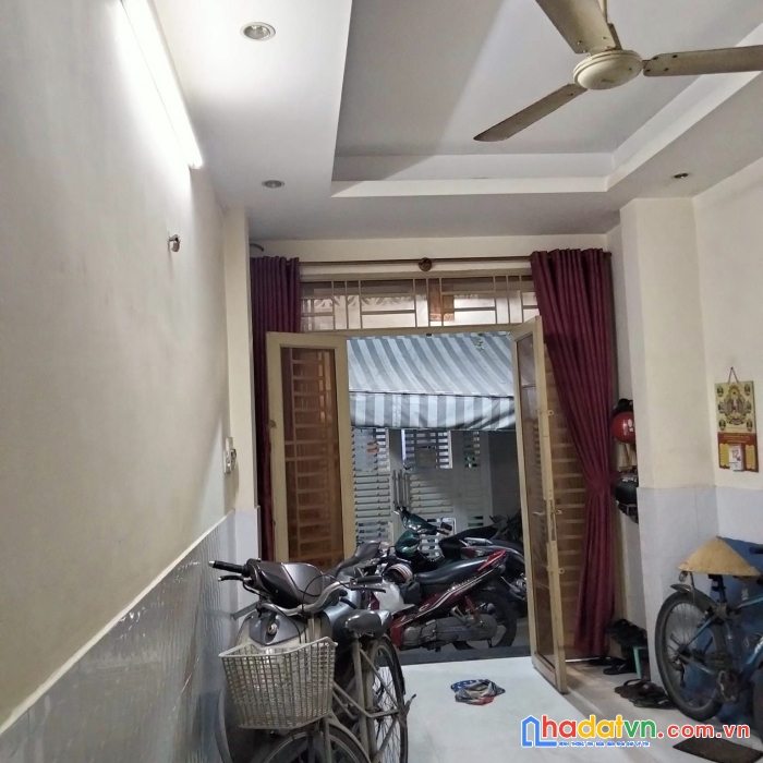 Giá chỉ còn 6.1 tỷ nhà 3 tầng phú nhuận - 36m2 - hẻm xe 7 chỗ tận cửa