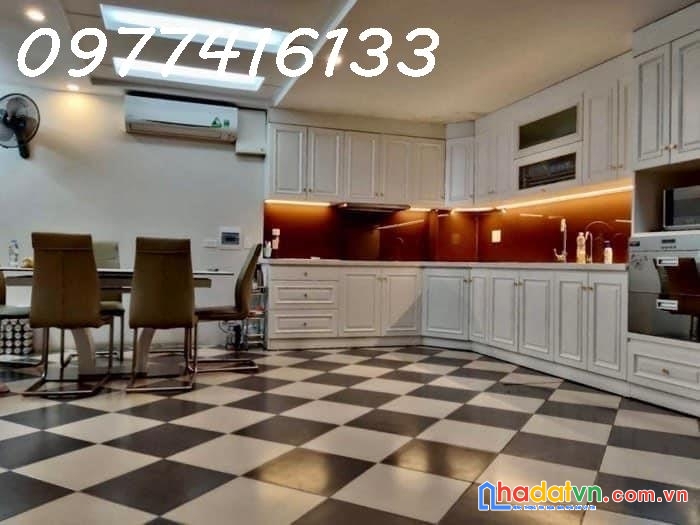 Siêu phẩm phố tôn đức thăng, đống đa, 110m2, mt: 8,1m, gara ô tô.nội thất đẳng cấp