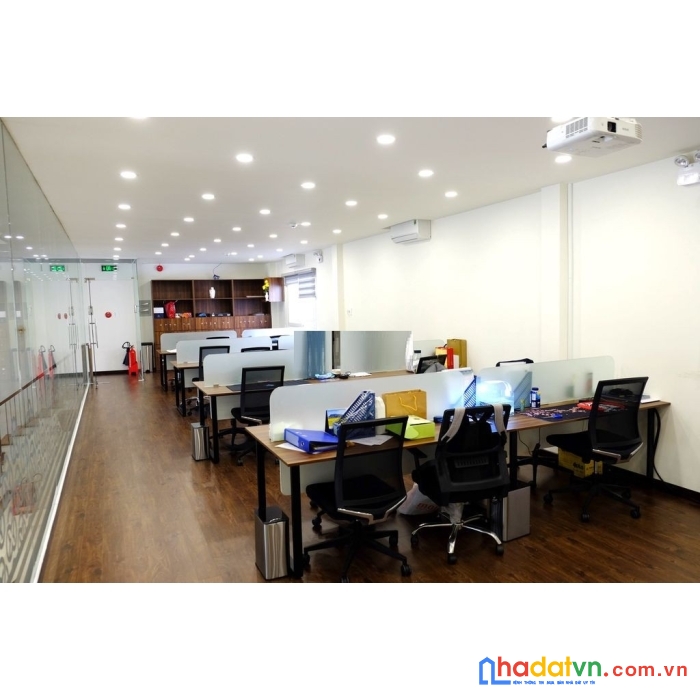 Cho thuê nhà mt võ văn kiệt, phường cầu kho, quận 1