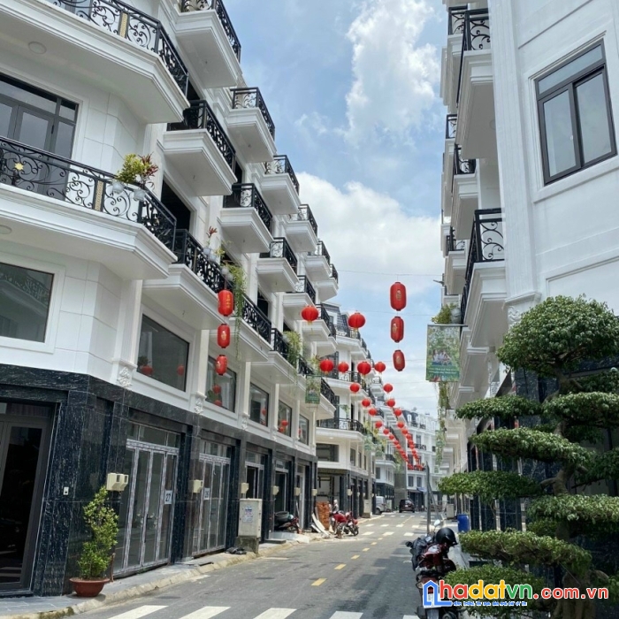 Giảm 3 tỷ bán nhà đối diện trường cao đẳng điện lực phường thạnh xuân quận 12 giá còn 1,5 tỷ