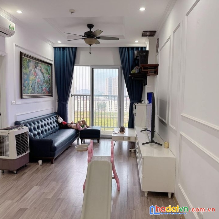 Bán căn hộ chung cư the golden an khánh 32t sổ hồng lâu dài 2 phòng ngủ full nội thất 66m2 ban