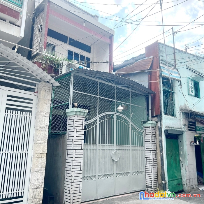 Nhà mặt tiền hẻm ôtô dương bá trạc phường 1 quận 8 - giá 4 tỷ