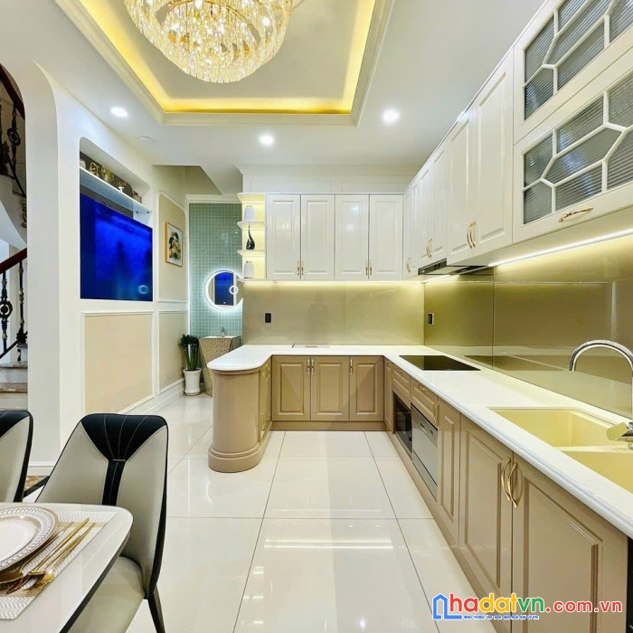 Sale biệt thự mini có trợ lý ảo smart home + thiết kế bên trong chất lượng cao ngay công viên làng