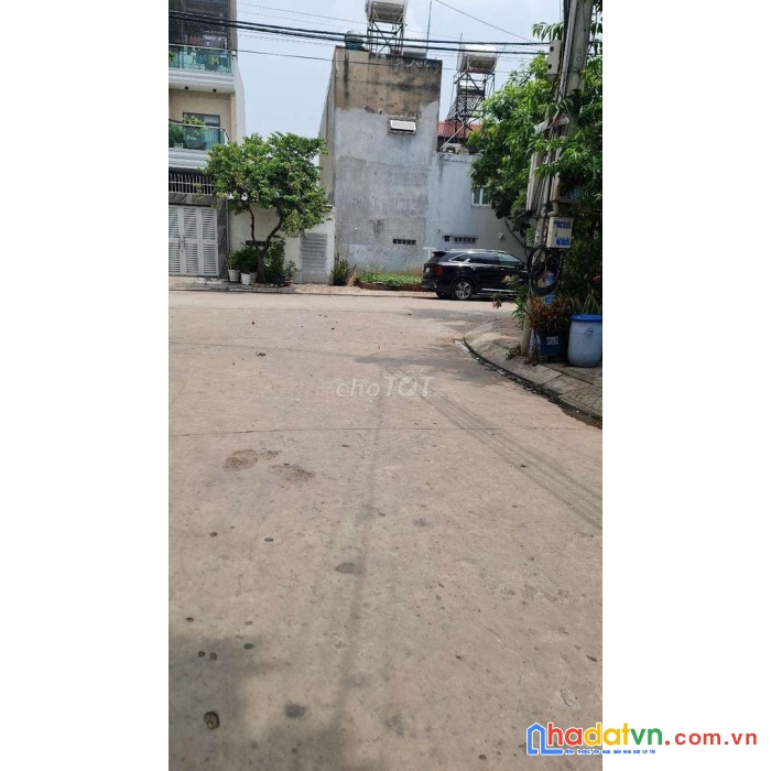 Chính chủ cần bán căn nhà vị trí đẹp- giá ưu đãi tại tp dĩ an