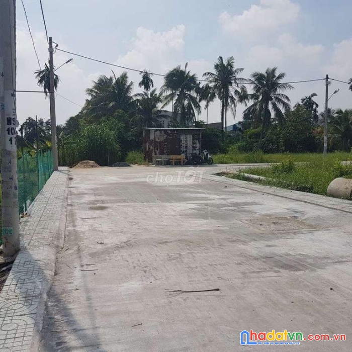 Chính chủ bán gấp đất lô góc 2 mặt tiền vị trí đẹp tại  quận 12