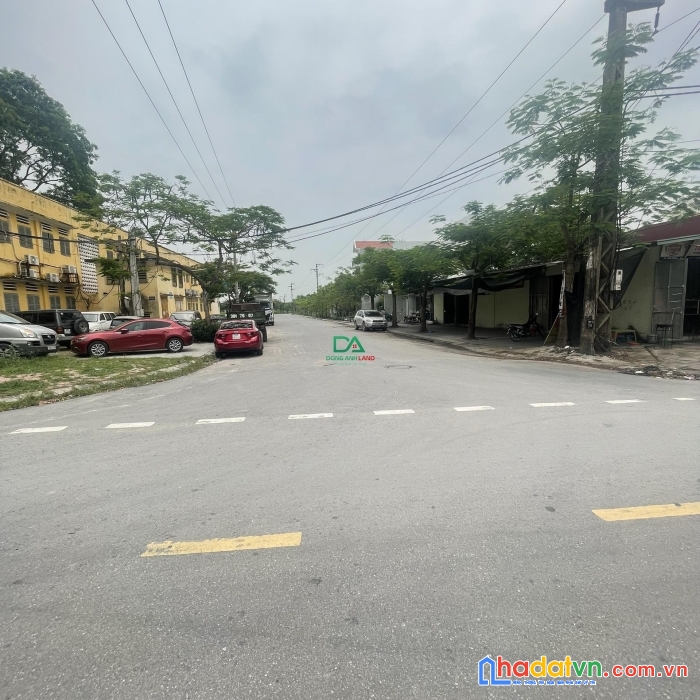 Bán 103m đất đấu giá khu đô thị  nguyên khê đông anh mặt đường 20m kinh doanh