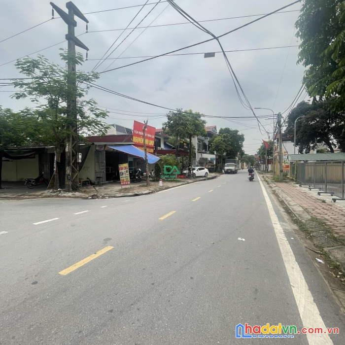 Bán 103m đất đấu giá khu đô thị  nguyên khê đông anh mặt đường 20m kinh doanh