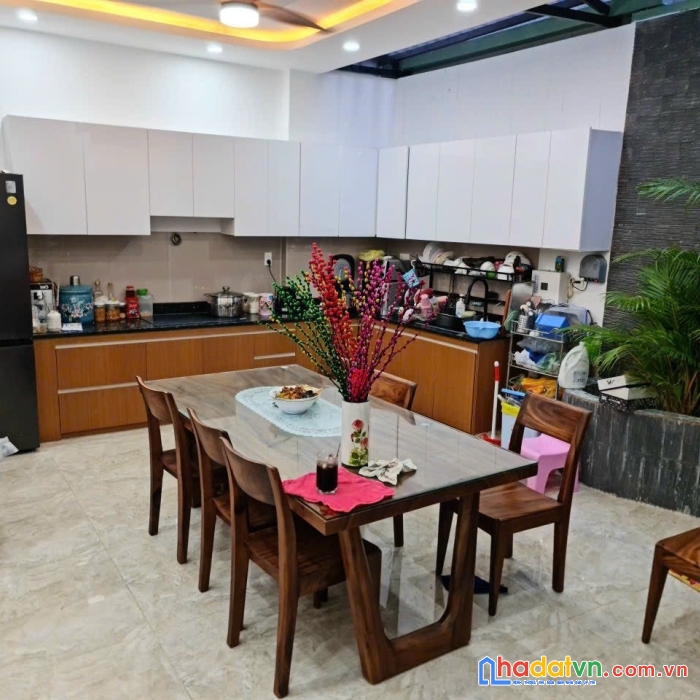 Bán nhà hxh ngay nơ trang long-phan văn trị 5tấm 7x15m full nội thất