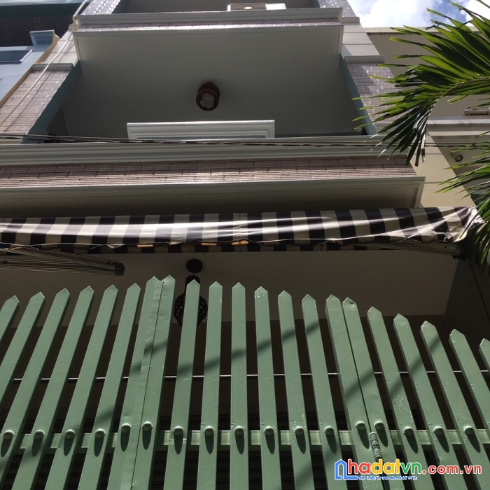 Cho thuê nhà hxh gần ngã tư hàng xanh đường xô viết nghệ tĩnh,bình thạnh giá 28 triệu thương lượng