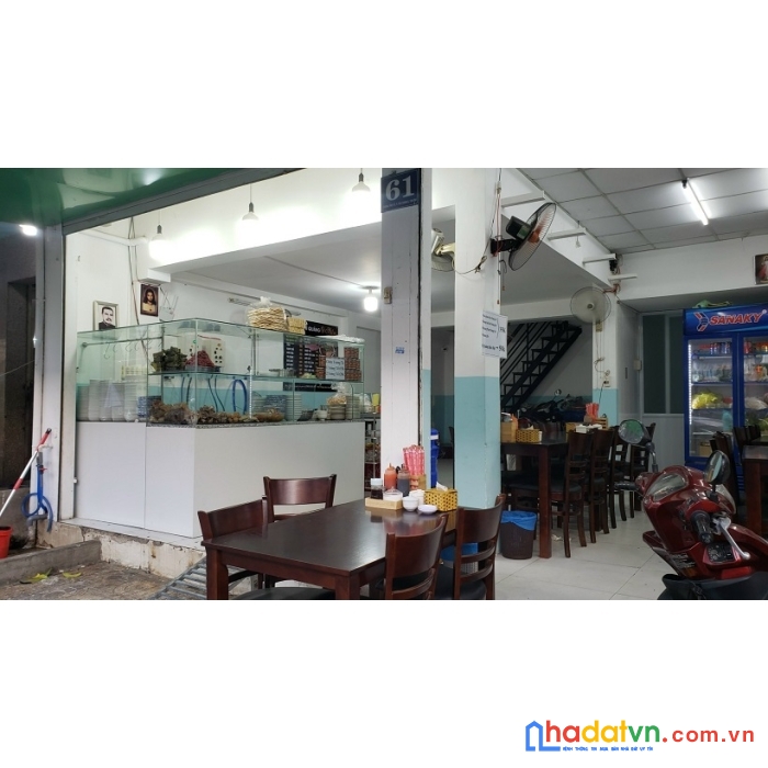 Chính chủ cần sang gấp quán phở thìn vị trí cực đẹp tại q.tân phú