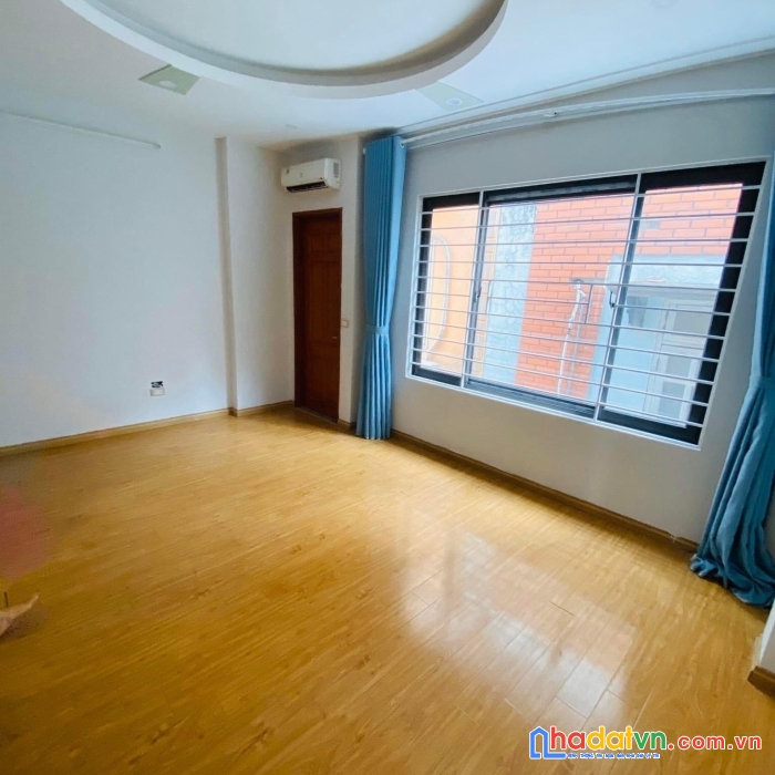 Bán nhà ngõ 67 thái thịnh, ngõ thông - 4 ngủ - sổ đẹp sẵn sàng giao dịch - giá cực tốt