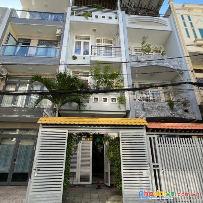 Chính chủ cần bán gấp căn nhà đẹp vị trí tại gò vấp-tp hcm