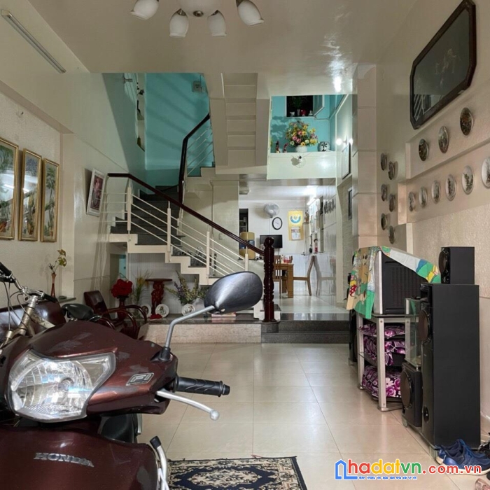 Chính chủ cần bán gấp căn nhà đẹp vị trí tại gò vấp-tp hcm