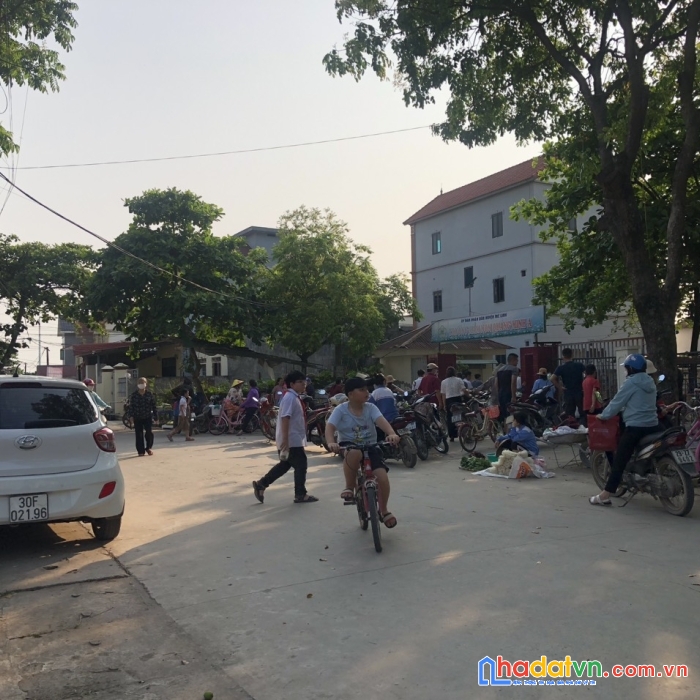 Chính chủ cần bán gấp 245m đất kinh doanh tổ 9 khu cn quang minh