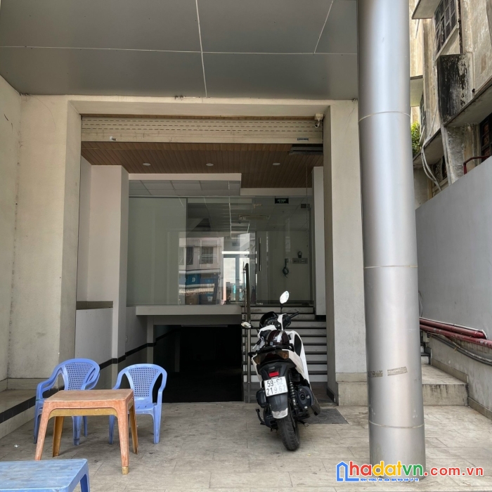 Cho thuê tòa nhà mặt tiền trần hưng đạo p.7 quận 5