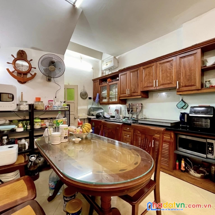 Bán nhà quốc tử giám, đống đa, ô tô đỗ cổng, 57m2 5t mt4.2m, giá 4.85 tỷ