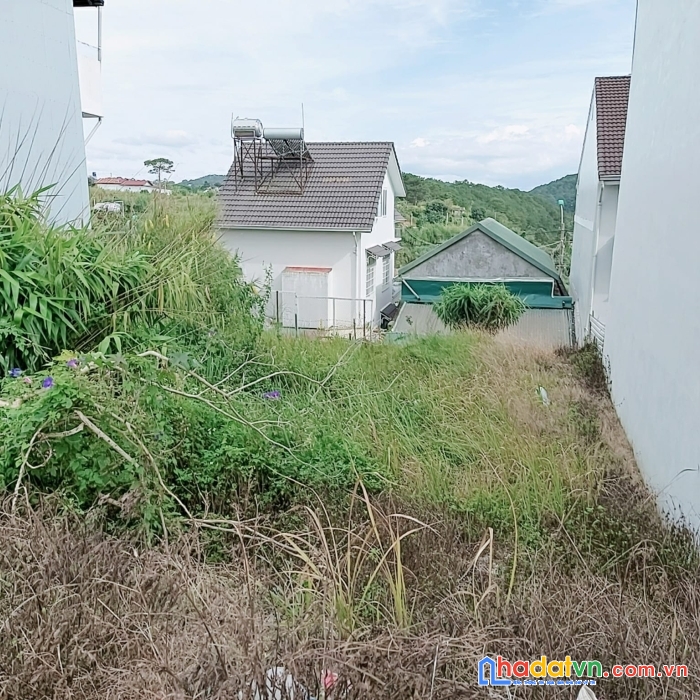 ( giảm kịch sàn ) bán gấp lô đất đẹp mặt tiền kqh an sơn, đà lạt 13.5 tỷ -> 9.5 tỷ bán luôn ạ